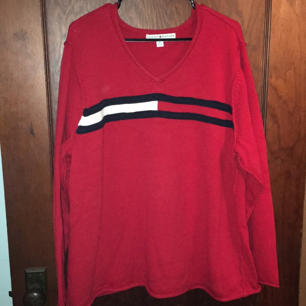 Tommy Hilfiger women cozy vintage sweater